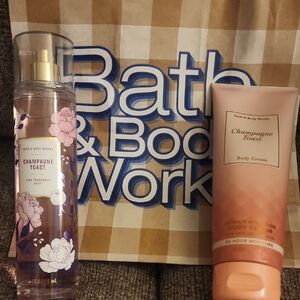 Bath & Body Works Champagne Toast Mist and Cream Set - Pink and Peach
